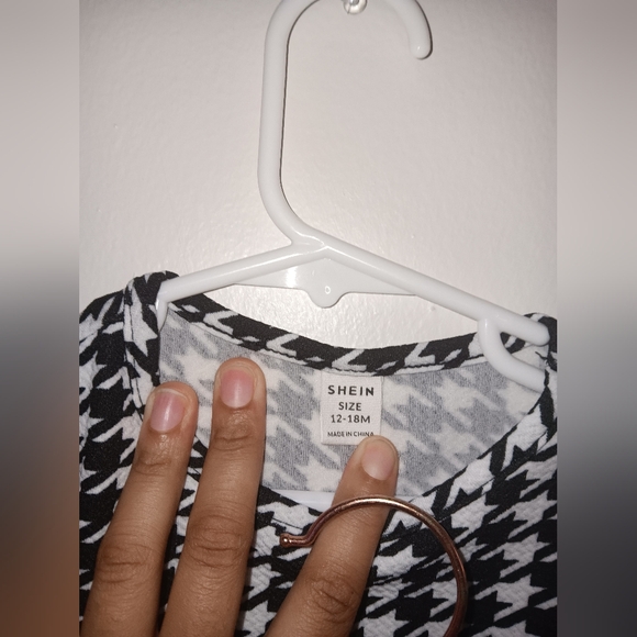 Mommy & Me Houndstooth Dress Set - Picture 9 of 13